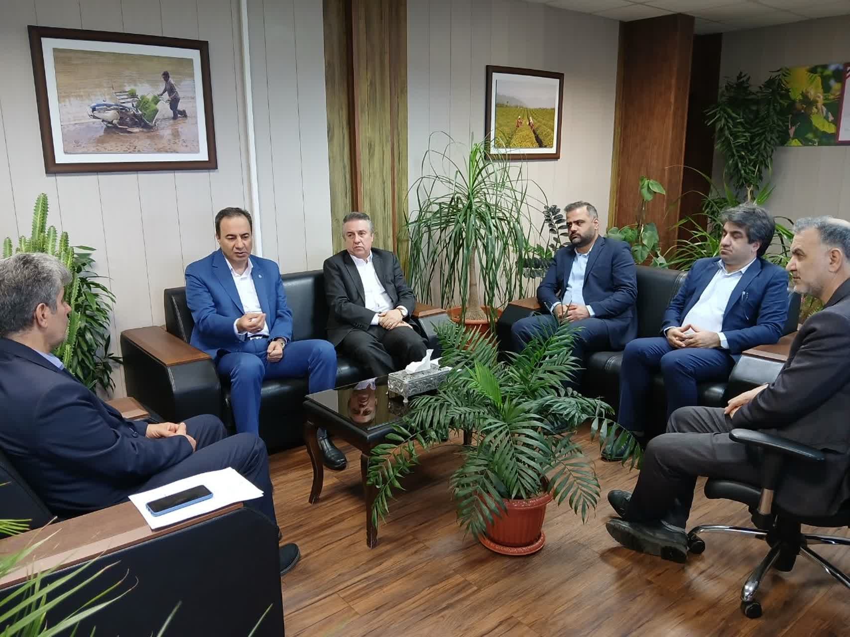 دیدار رئیس سازمان جهاد کشاورزی گیلان با مدیر شعب پست بانک استان