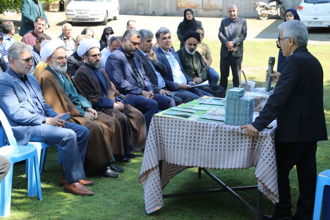 با حضور نماینده ولیفقیه در گیلان؛ توزیع تخم نوغان در صومعه سرا آغاز شد