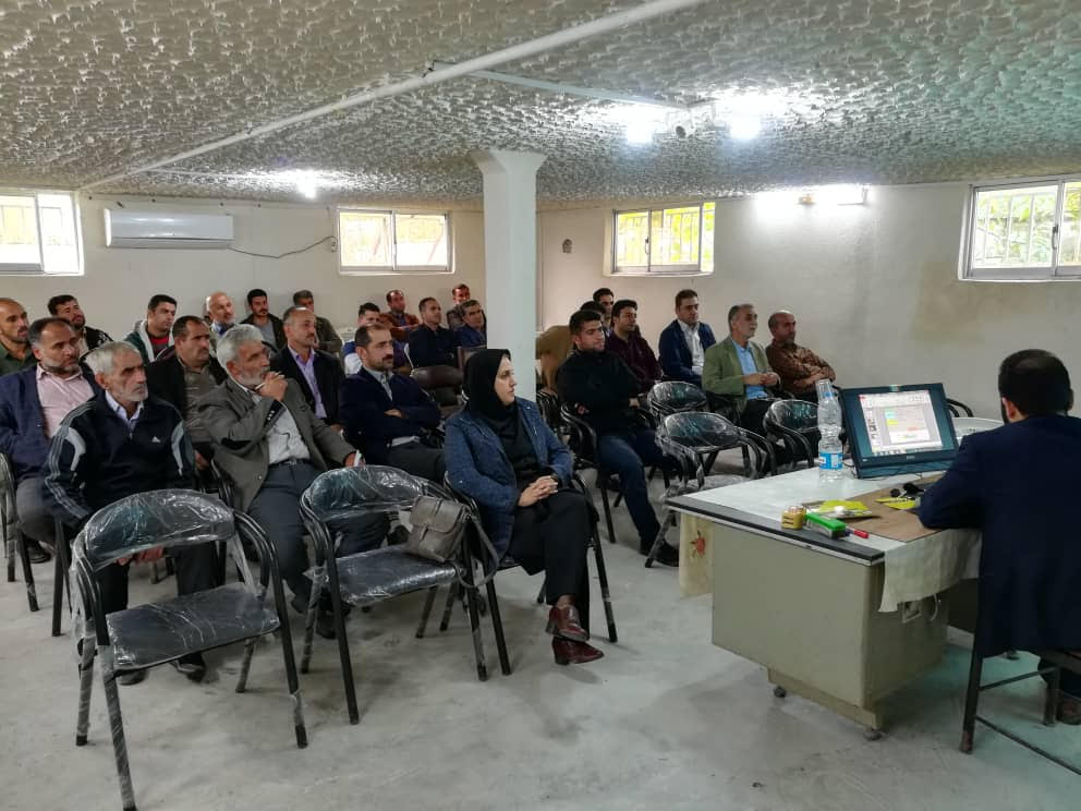 برگزاری کارگاه آموزشی حوزه دام و طیور با رویکرد پدافند غیر عامل در شهرستان لاهیجان