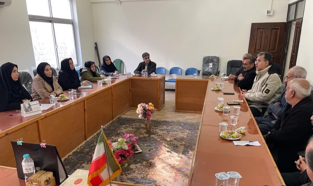 نیازسنجی برنامه‌های آموزشی ـ ترویجی زیتون در رودبار برگزار شد