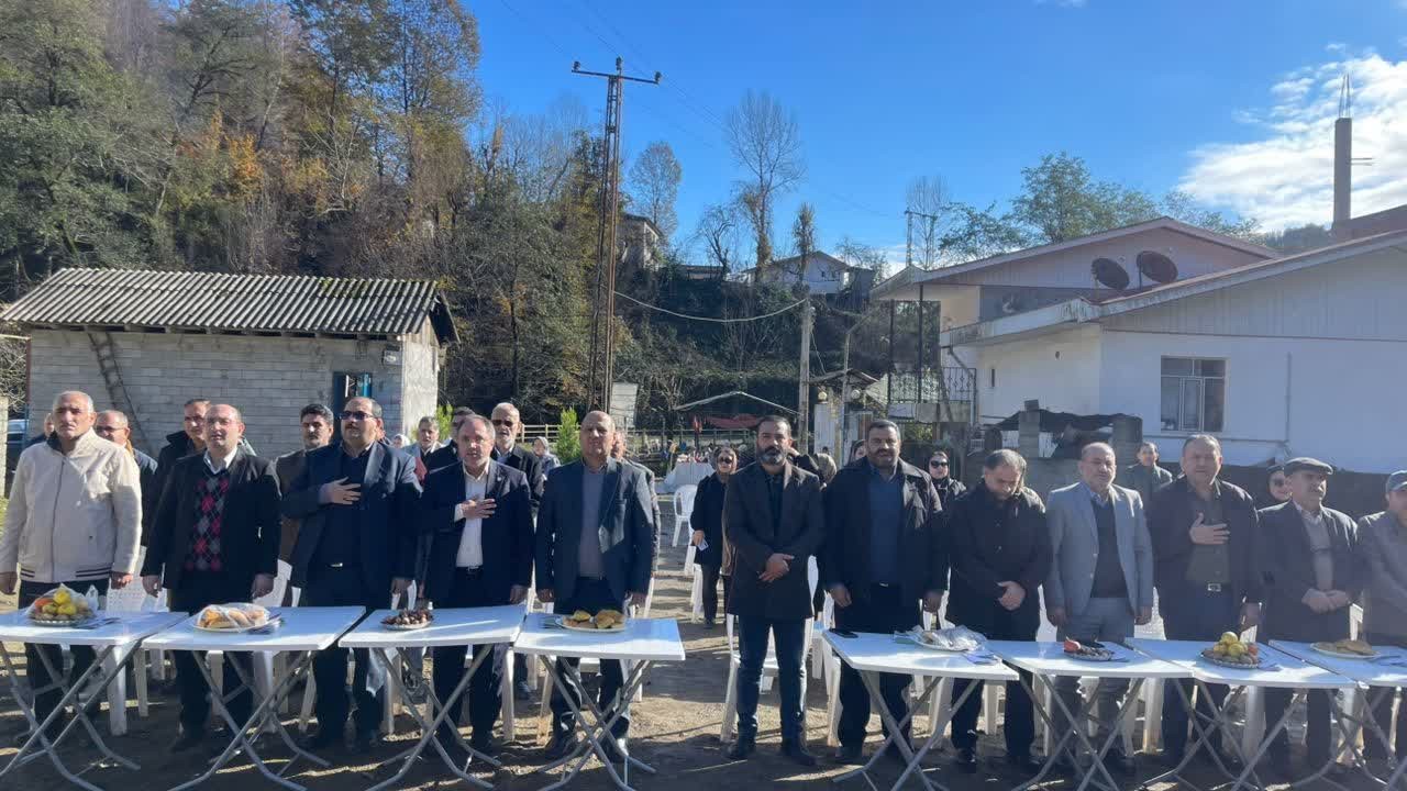 جشنواره  ازگیل در شهرستان مرزی بندر آستارا برگزار شد