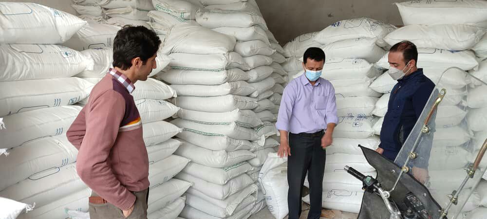 توزیع ۱۸۰۰ تن کود شیمیایی در شهرستان لاهیجان