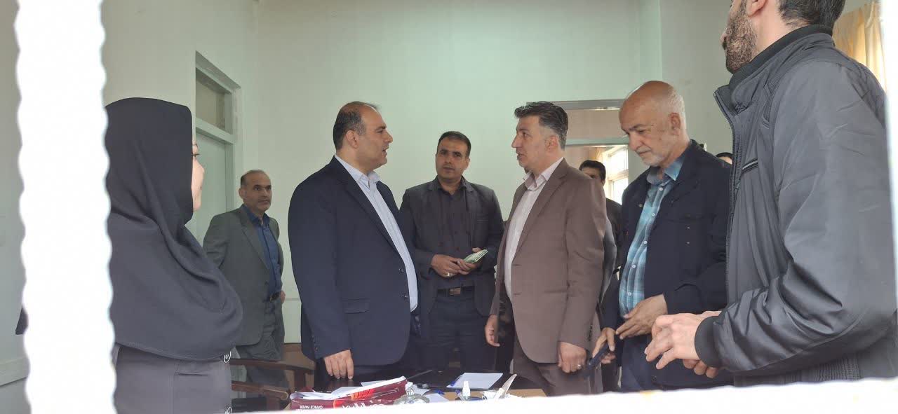 تداوم توزیع تخم نوغان در شهرستان لنگرود