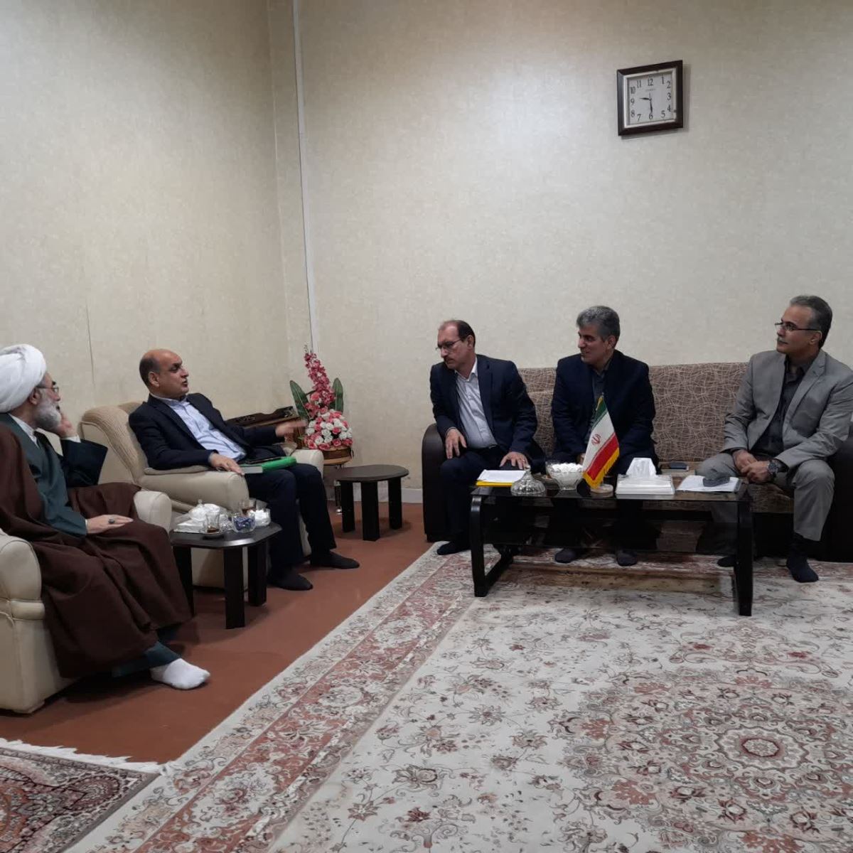 دیدار رئیس سازمان با نماینده ولی‌فقیه در استان گیلان