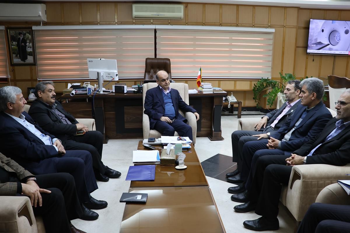 استاندار گیلان در دیدار با رئیس سازمان امور اراضی کشور: بازنگری پرونده‌های اراضی تالاب بین‌المللی انزلی تا رفع مشکلات ادامه دارد