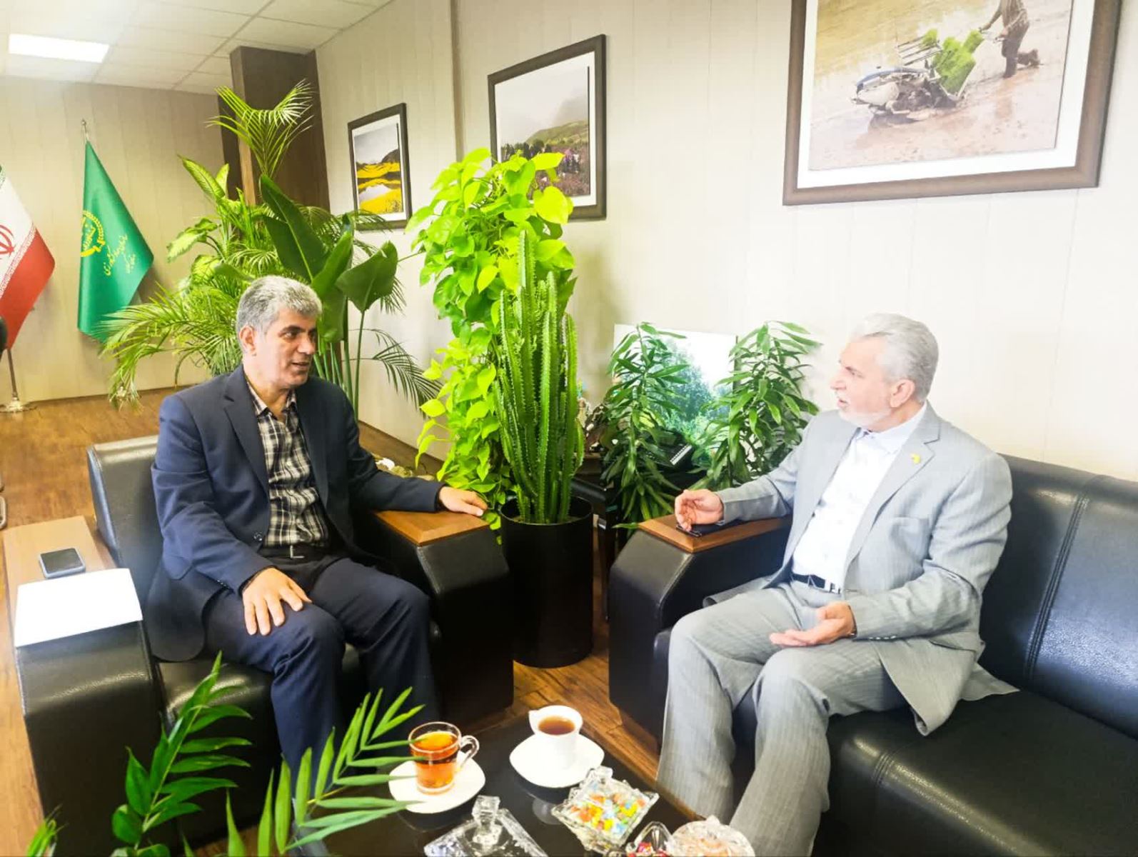 رئیس سازمان جهاد کشاورزی گیلان با مدیرکل هواشناسی استان دیدار کرد