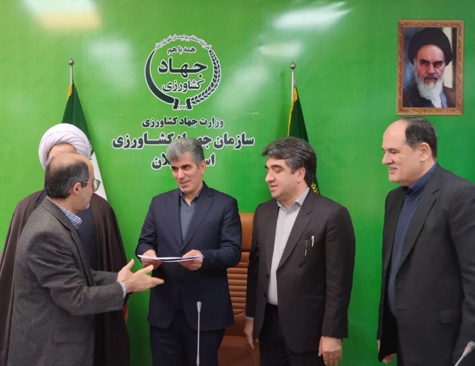 تجلیل از همکاران بازنشسته سازمان جهاد کشاورزی استان گیلان