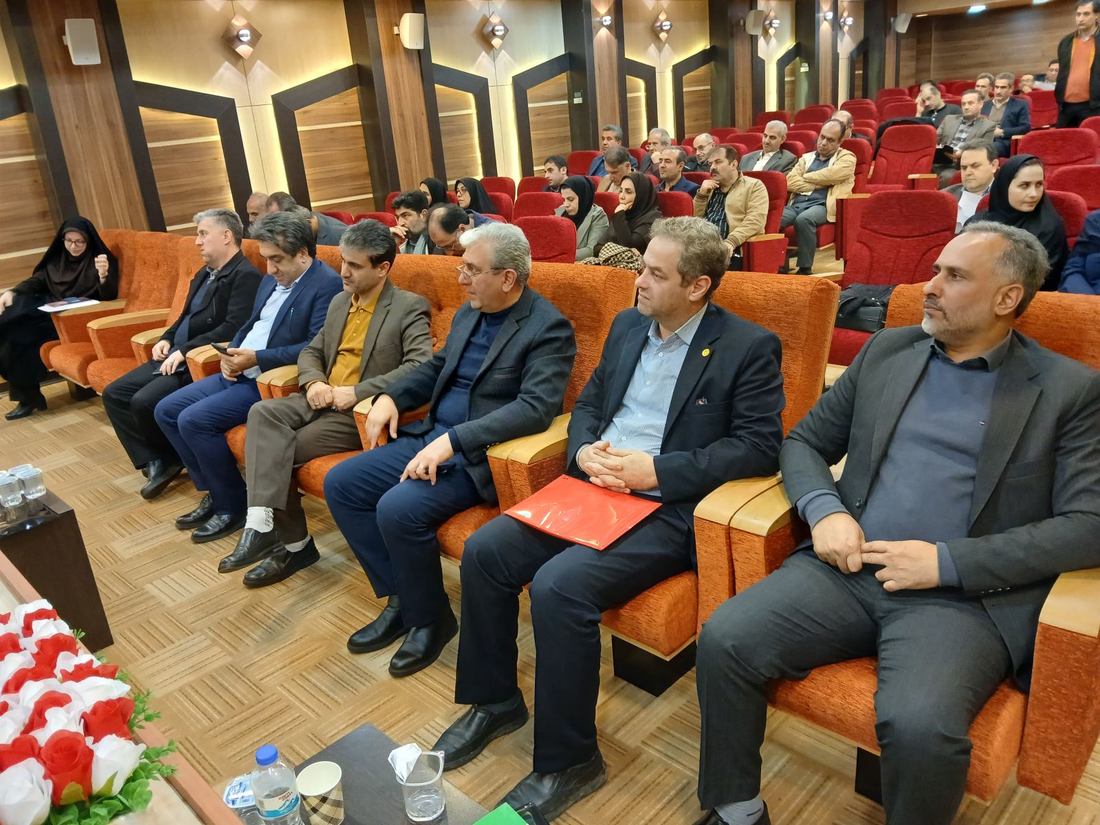 نشست هم اندیشی برای بهبود عملکرد کشاورزی در گیلان